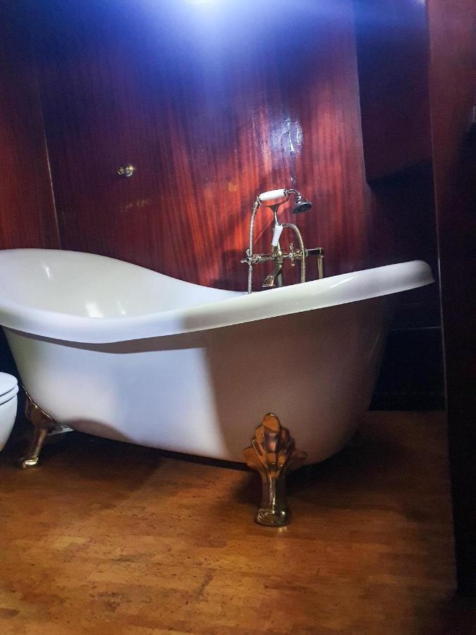 Bateau Peniche Lille - Euratechnologie Apartment Екстериор снимка